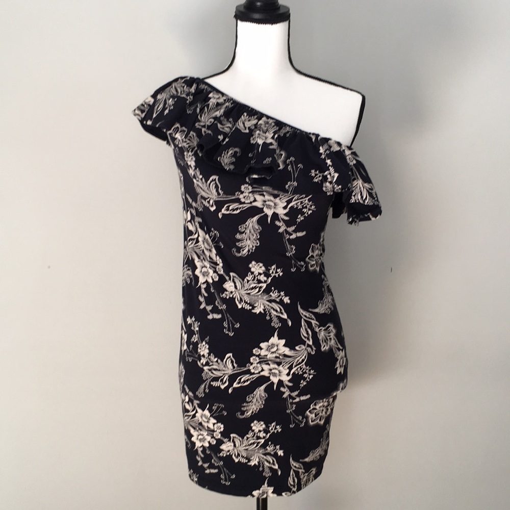 off the shoulder ruffle dress
